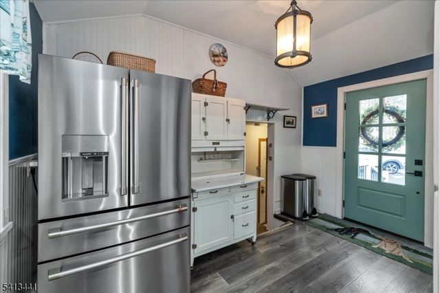 87 Fairlawn Dr, West Milford Twp., NJ 07421