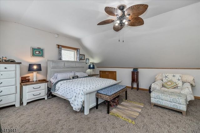 87 Fairlawn Dr, West Milford Twp., NJ 07421