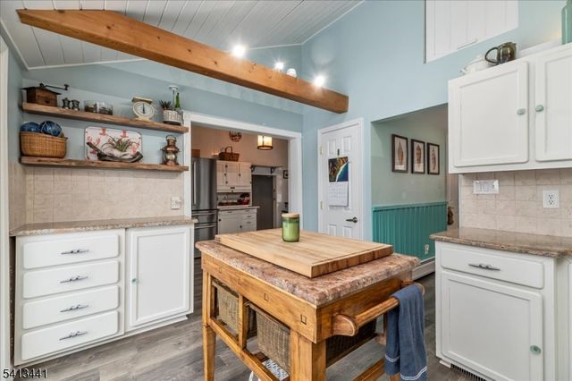 87 Fairlawn Dr, West Milford Twp., NJ 07421