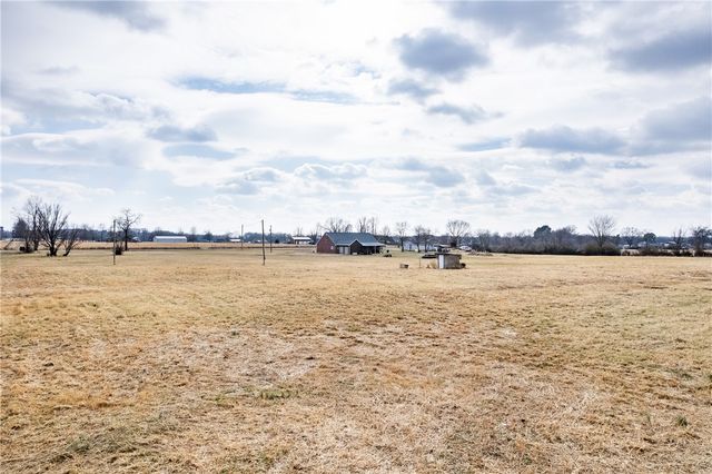 20500 Keck Road, Siloam Springs, AR 72761