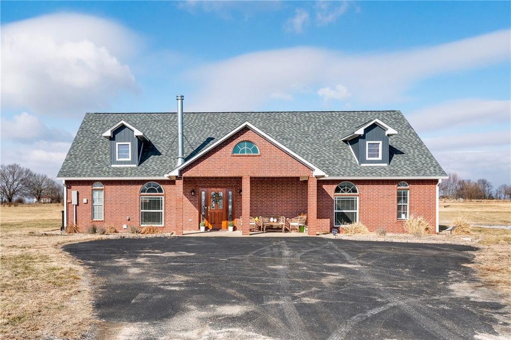 20500 Keck Road, Siloam Springs, AR 72761