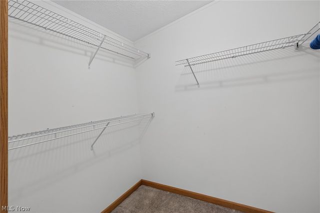 668 Woodlawn Rd, Chardon, OH 44024