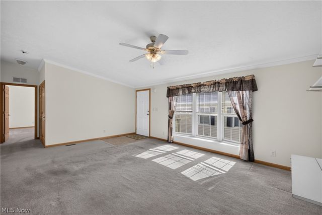 668 Woodlawn Rd, Chardon, OH 44024