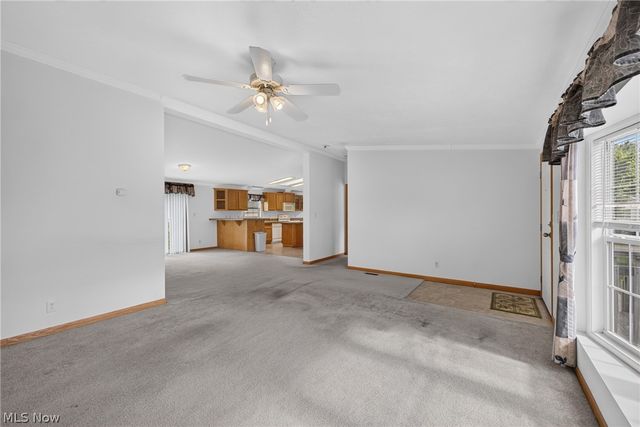 668 Woodlawn Rd, Chardon, OH 44024