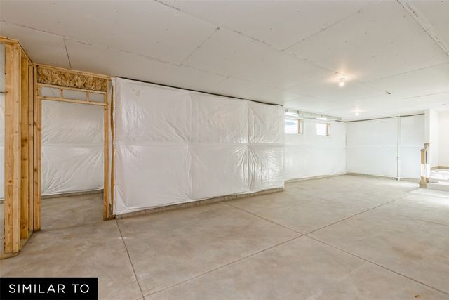 2570 SE Kettleridge Lane, Waukee, IA 50263