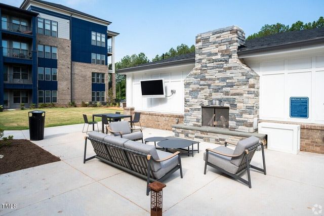 1950 Grisdale Lane B1b, Cary, NC 27513