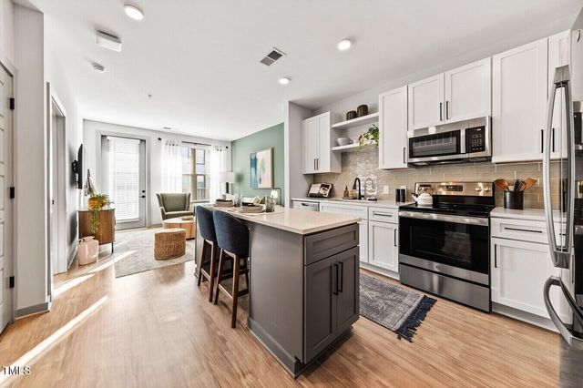 1950 Grisdale Lane B1b, Cary, NC 27513