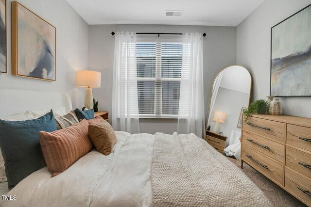 1950 Grisdale Lane B1b, Cary, NC 27513