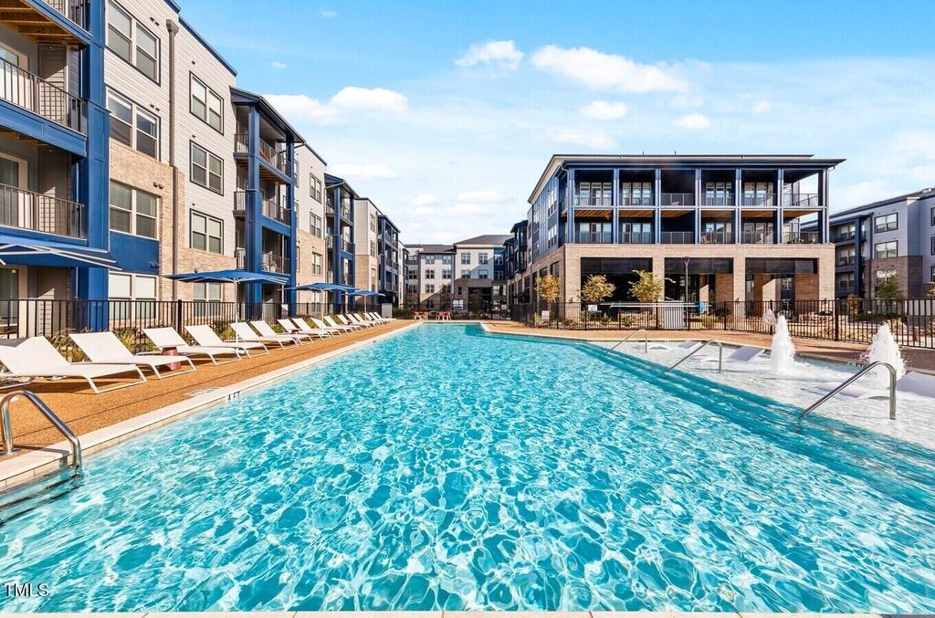 1950 Grisdale Lane B1b, Cary, NC 27513