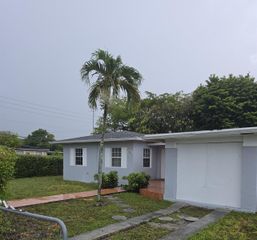 1210 NW 135th Street, North Miami, FL 33167