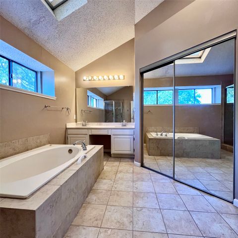 205 Sunset Drive, Glenn Heights, TX 75154