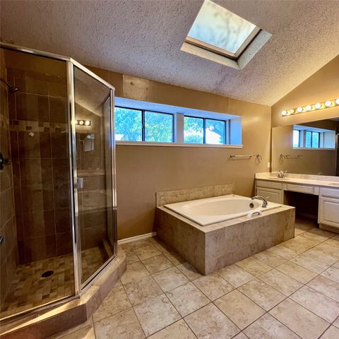 205 Sunset Drive, Glenn Heights, TX 75154