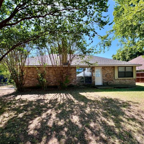 205 Sunset Drive, Glenn Heights, TX 75154