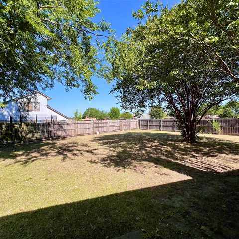 205 Sunset Drive, Glenn Heights, TX 75154