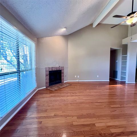 205 Sunset Drive, Glenn Heights, TX 75154