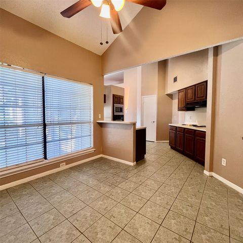 205 Sunset Drive, Glenn Heights, TX 75154