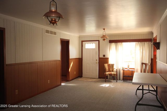 1694 W Solon Road, Dewitt, MI 48820