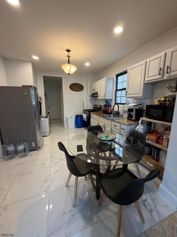 22 17Th Ave, Paterson City, NJ 07501 — photo 3