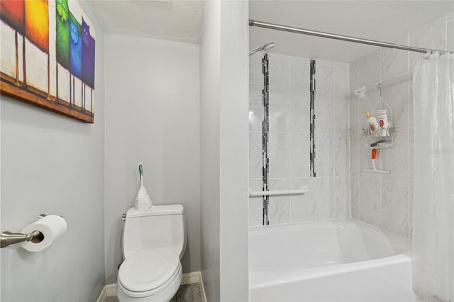 2718 NW 39TH DRIVE, Gainesville, FL 32606