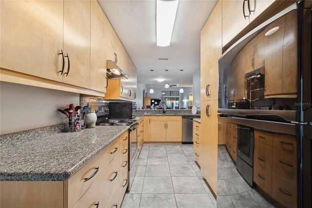 2718 NW 39TH DRIVE, Gainesville, FL 32606