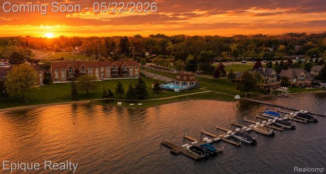 3434 Adams Shore Drive, Waterford Charter Township, MI 48329