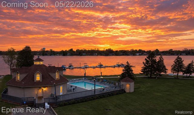 3434 Adams Shore Drive, Waterford Charter Township, MI 48329