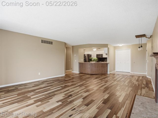 3434 Adams Shore Drive, Waterford Charter Township, MI 48329