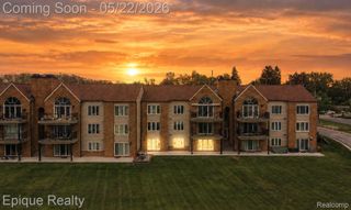 3434 Adams Shore Drive, Waterford Charter Township, MI 48329