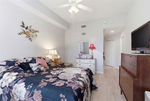 4000 IBIS WAY 101, Venice, FL 34292