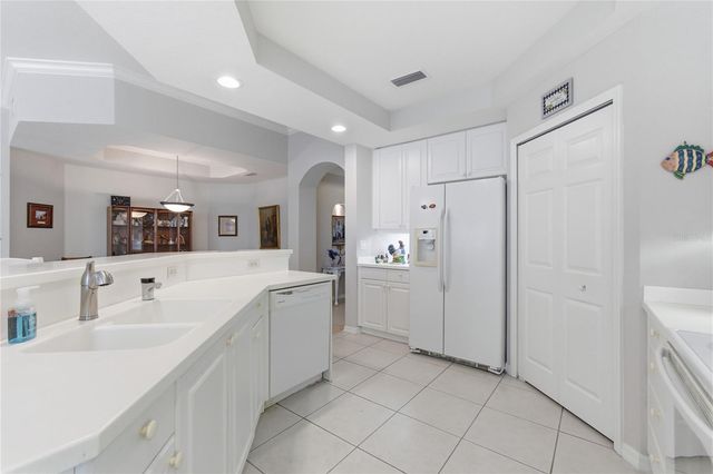 4000 IBIS WAY 101, Venice, FL 34292