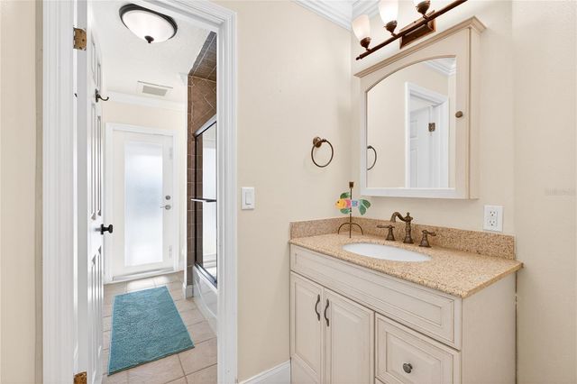 5059 KNOTTY PINE COURT, Sanford, FL 32771