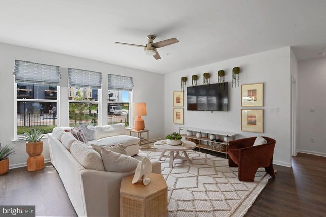 447 ENSEMBLE WAY, Frederick, MD 21701