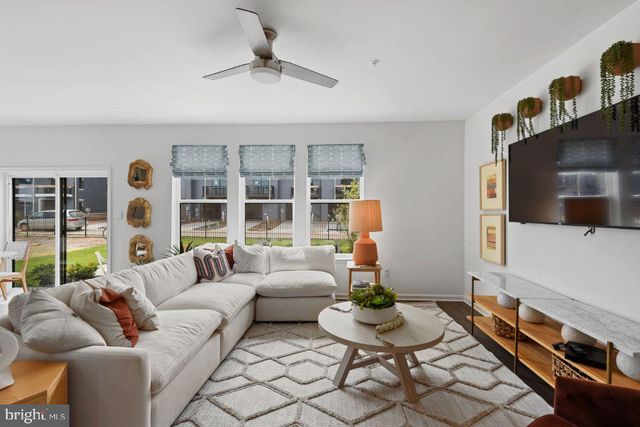 447 ENSEMBLE WAY, Frederick, MD 21701