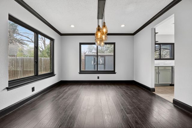 8409 Nairn DR, Austin, TX 78749