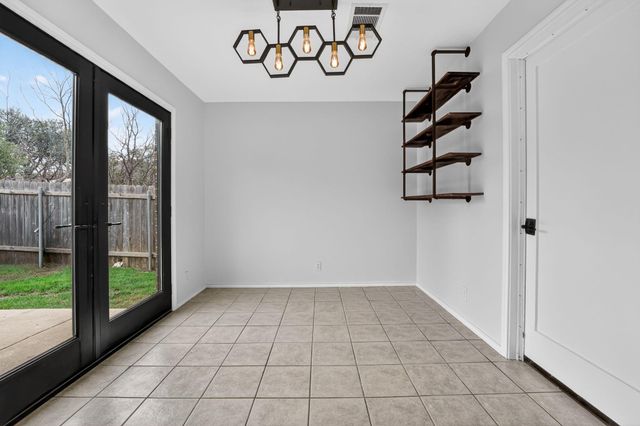 8409 Nairn DR, Austin, TX 78749