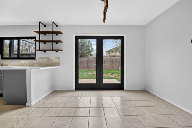 8409 Nairn DR, Austin, TX 78749