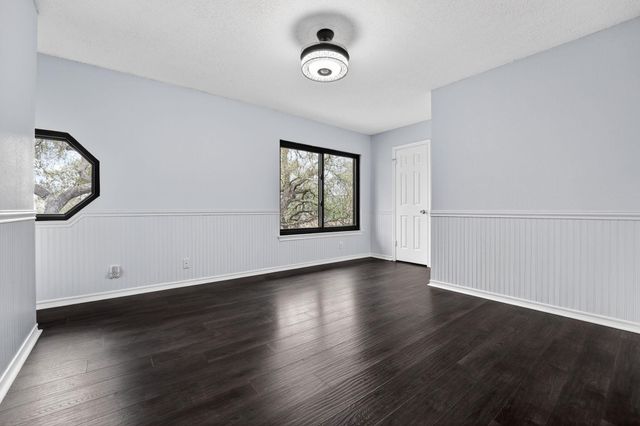 8409 Nairn DR, Austin, TX 78749