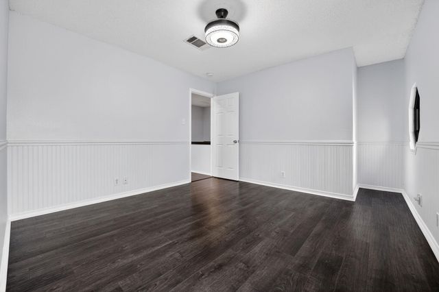 8409 Nairn DR, Austin, TX 78749