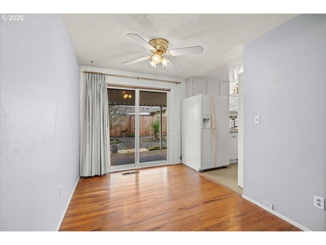 1386 UMPQUA Rd, Woodburn, OR 97071