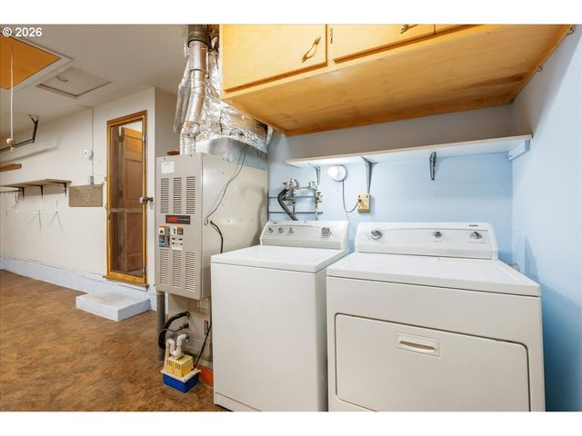 1386 UMPQUA Rd, Woodburn, OR 97071