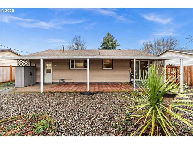 1386 UMPQUA Rd, Woodburn, OR 97071