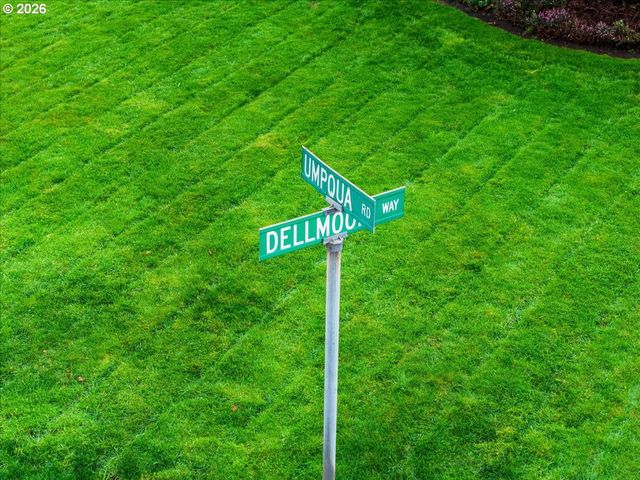 1386 UMPQUA Rd, Woodburn, OR 97071