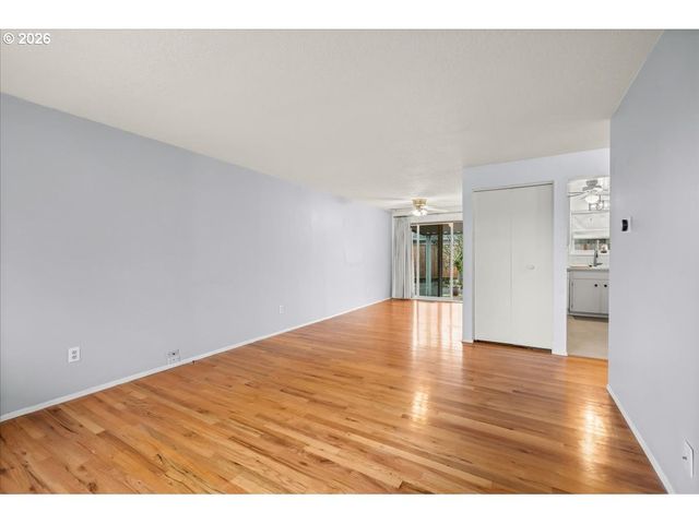 1386 UMPQUA Rd, Woodburn, OR 97071