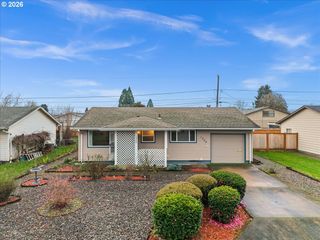 1386 UMPQUA Rd, Woodburn, OR 97071