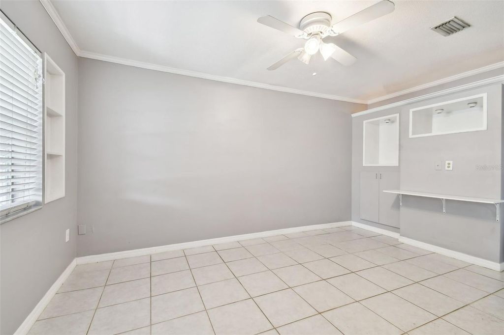 Image 13 of property listing at 6507 LOS ALTOS WAY, Tampa, FL 33634