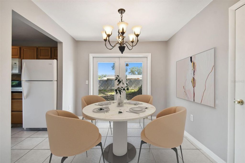 Image 14 of property listing at 6507 LOS ALTOS WAY, Tampa, FL 33634