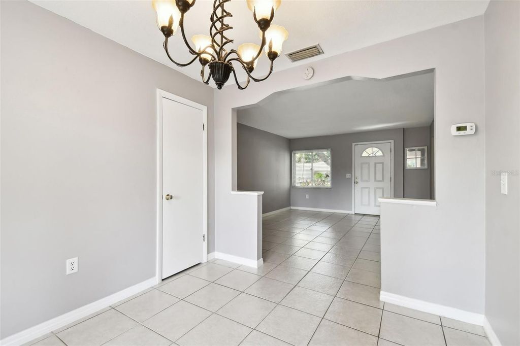 Image 16 of property listing at 6507 LOS ALTOS WAY, Tampa, FL 33634