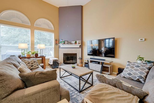 5517 Crimson Oaks Drive, Frisco, TX 75035