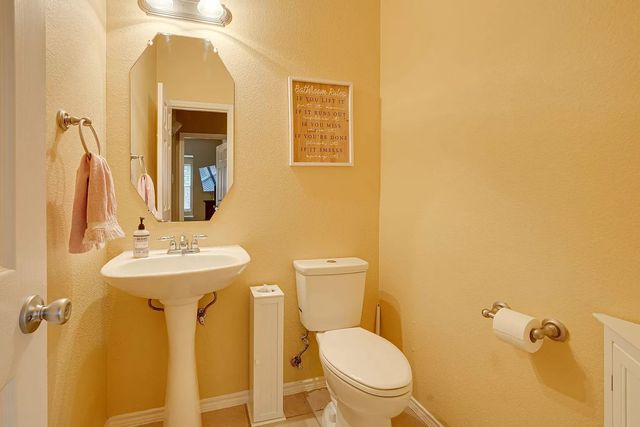 5517 Crimson Oaks Drive, Frisco, TX 75035