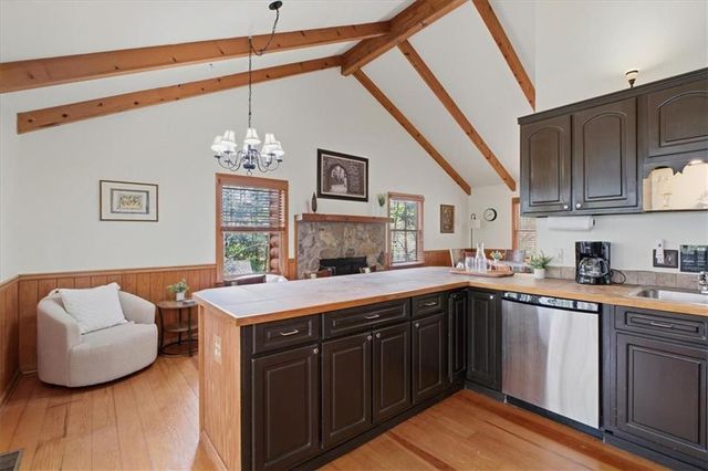 986 Mountain Oak Road, Ellijay, GA 30536